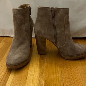 Luck Brand Tan Suede Booties